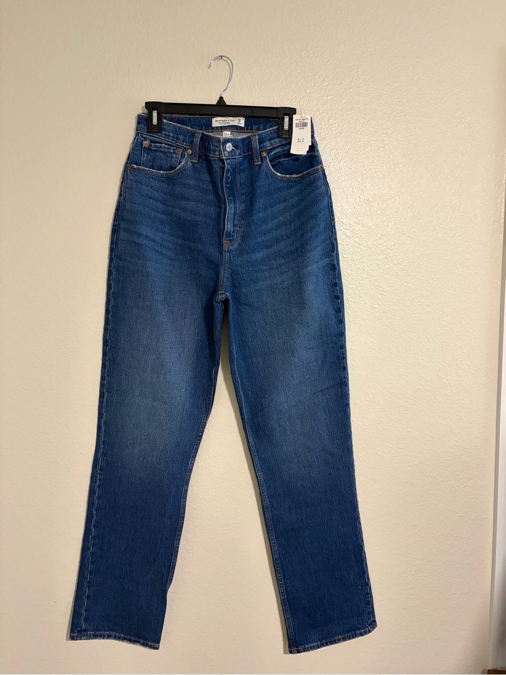 Abercrombie & Fitch Straight Leg Jeans - Dark Blue Wash